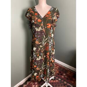 Chico's Green Floral Vneck Spring Dress. Size 10. Great condition.